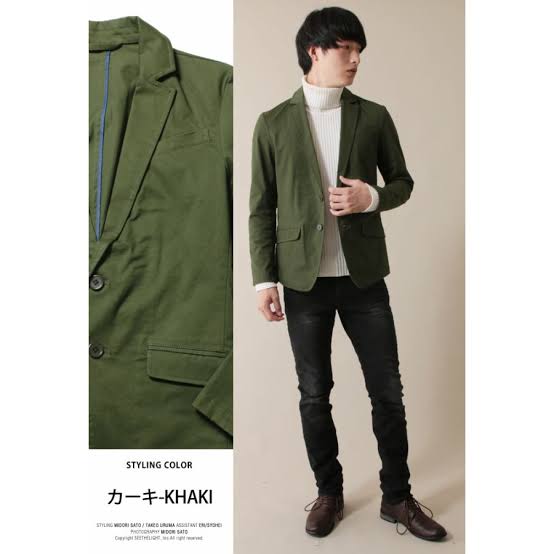 カーキジャケット