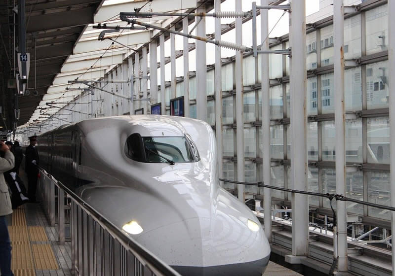 新幹線　移動　ワイシャツ　たたみ方